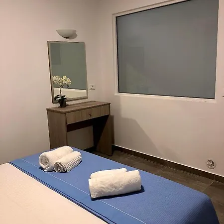 Apartment Divina