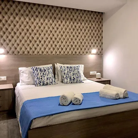 Apartment Divina *